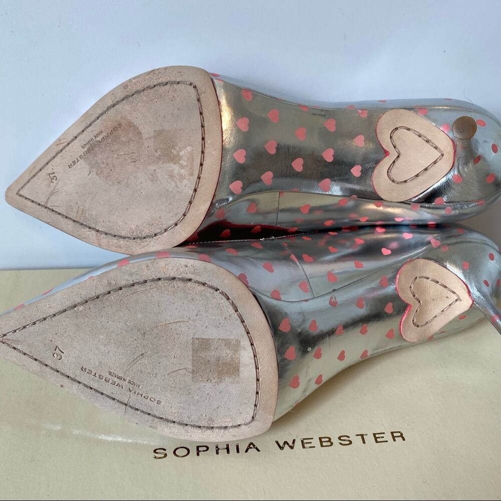 Sophia Webster Luella Silver Foil Heart Heels 37 7 - Picture 7 of 9